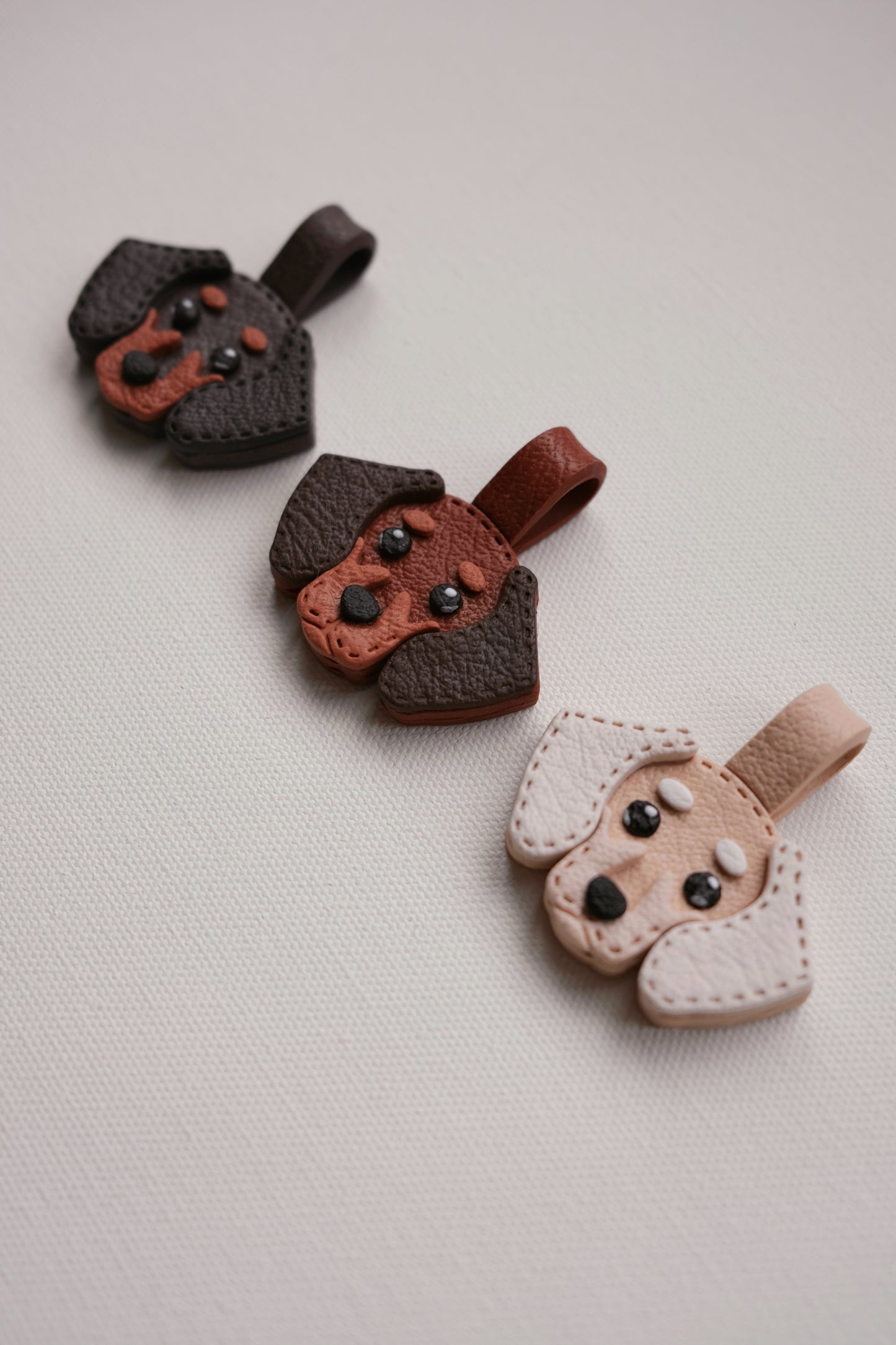 Dachshund Clay Bobbin/ Charm