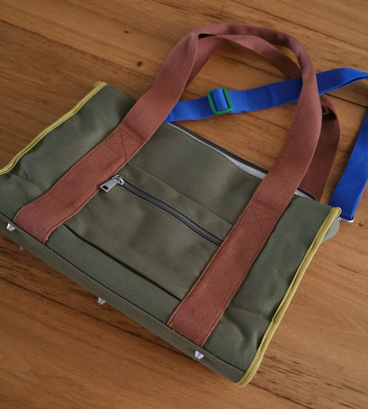 Analog No.6 Laptop Tote V2