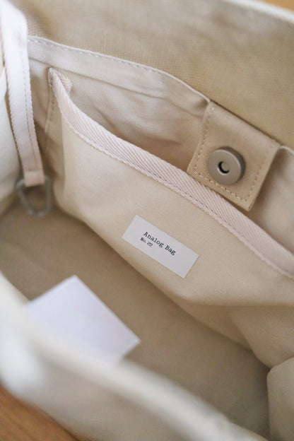 Analog No.22 Medium Tote Bag (Limited Edition)