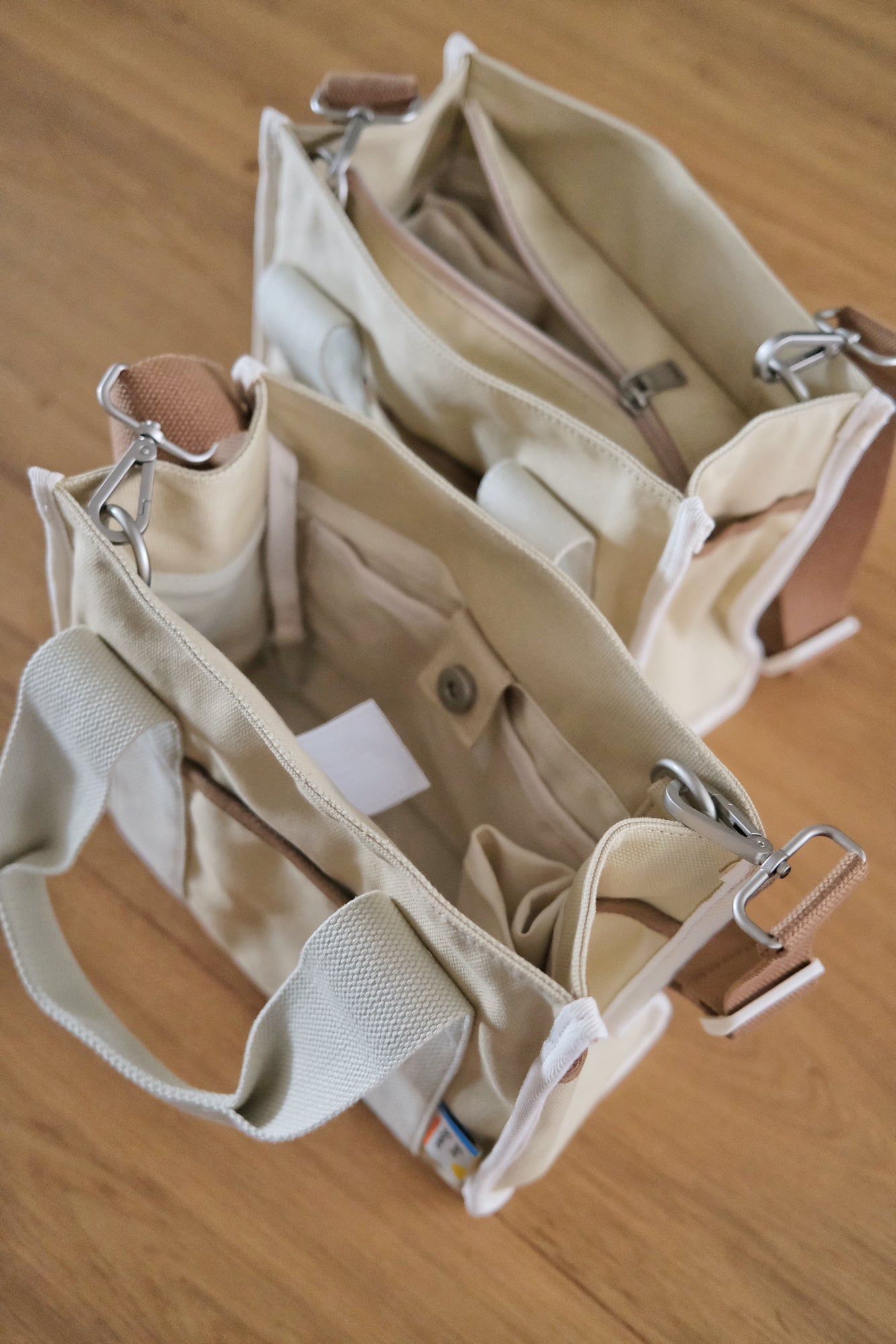 Analog No.22 Medium Tote Bag (Limited Edition)