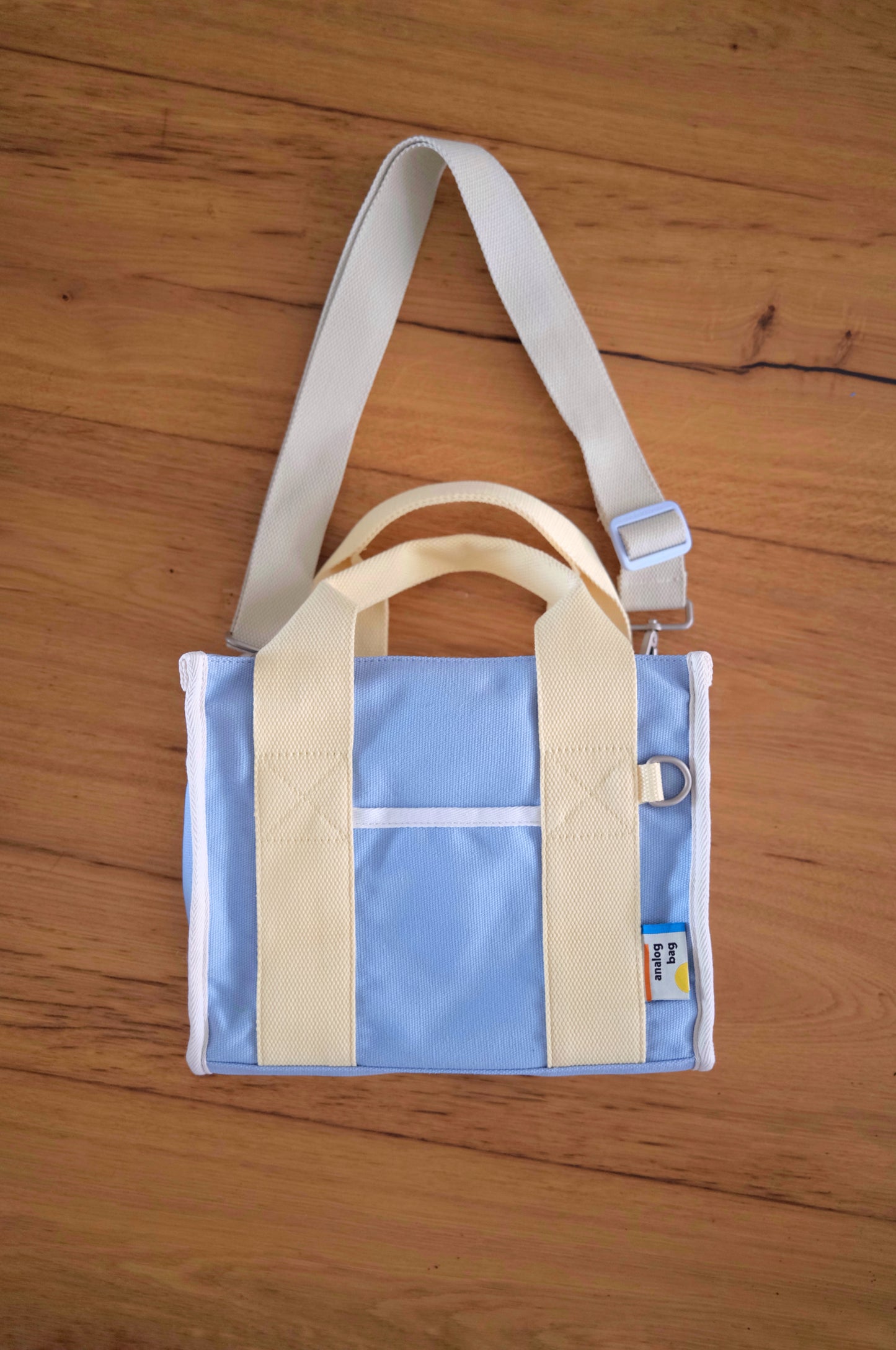 No.17 Medium Tote Bag v3