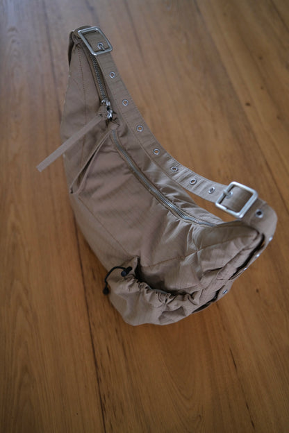 The Medium Utility Bag - Chai