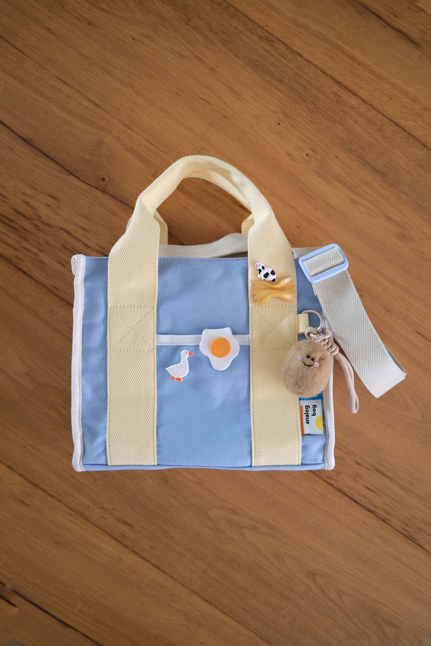 No.17 Medium Tote Bag v3