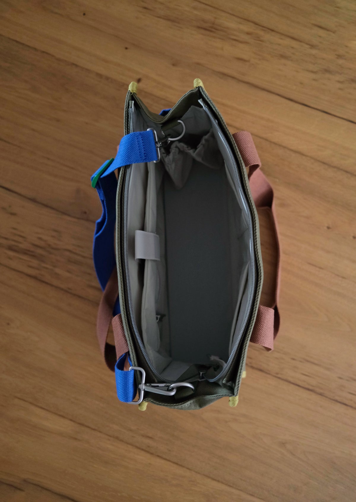 Analog No.6 Laptop Tote V2