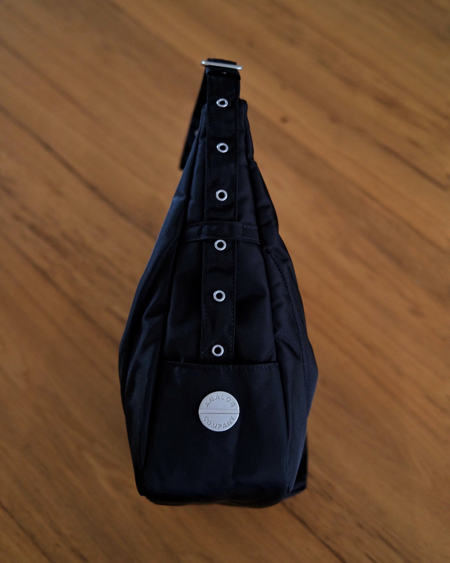 The Medium Utility Bag - Noir