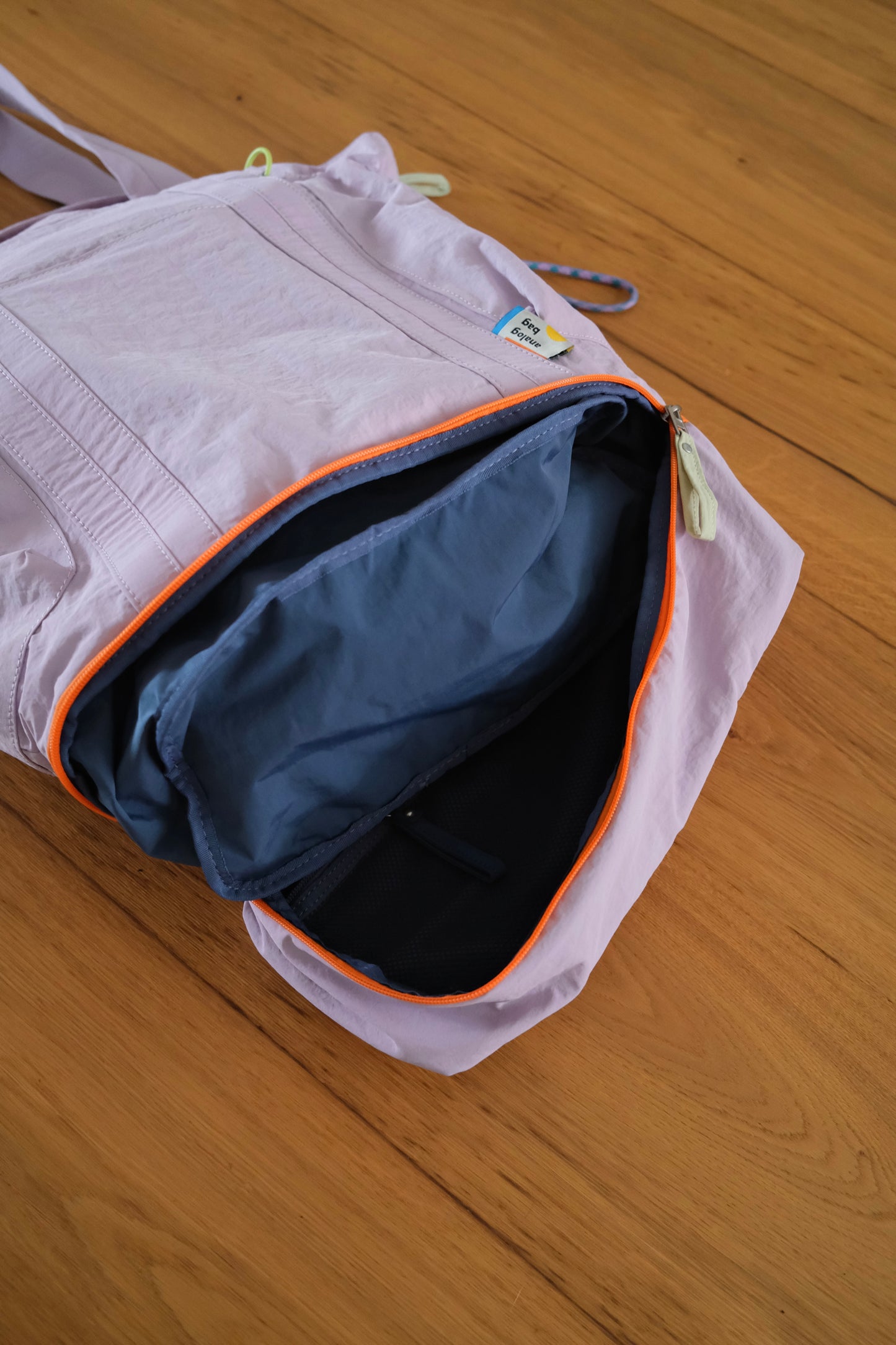 No.4 Analog Totepack