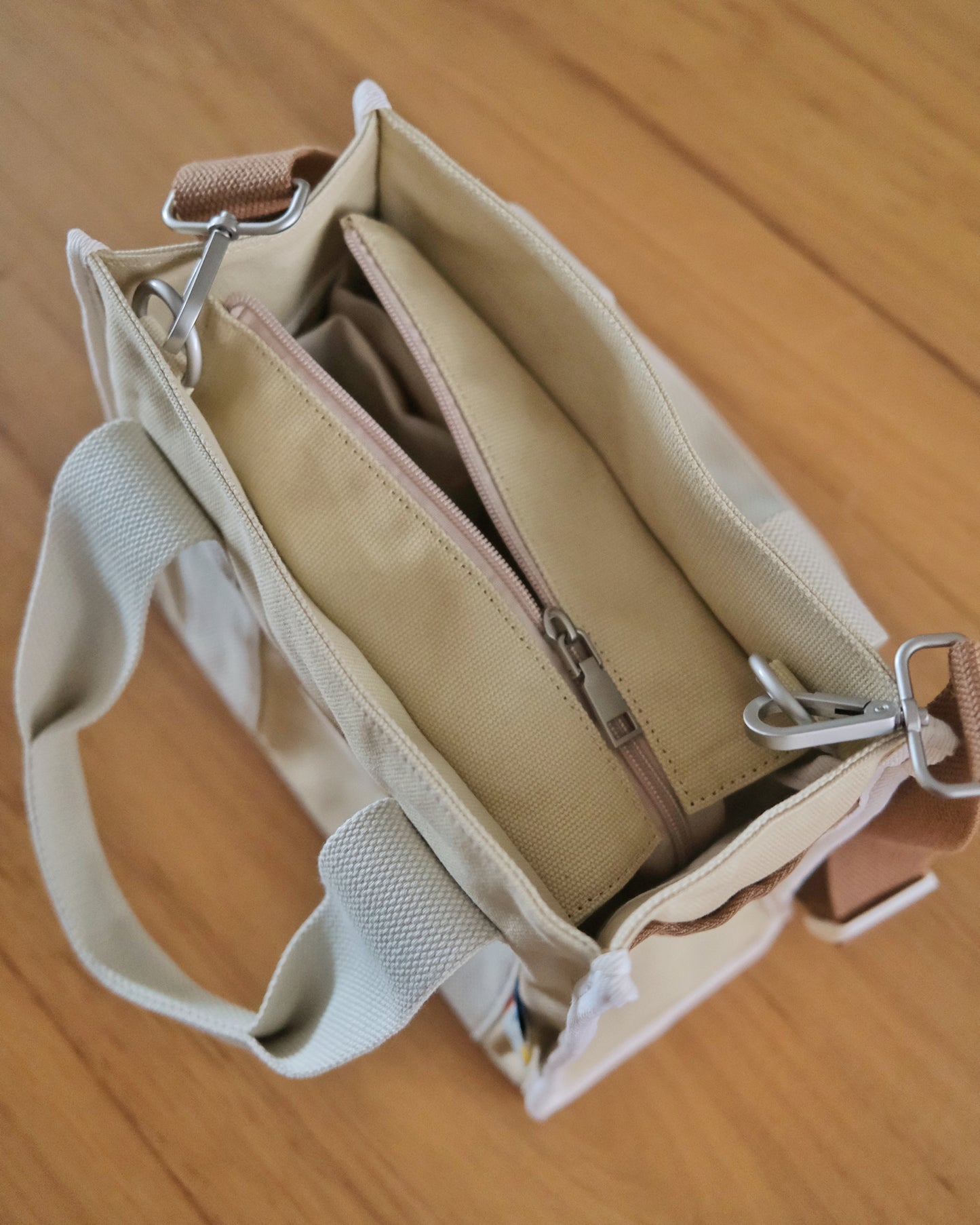 Analog No.22 Medium Tote Bag (Limited Edition)