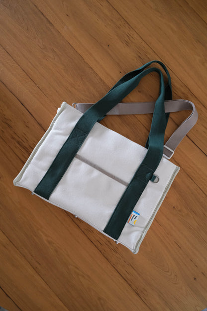 No.10 Laptop Tote V2