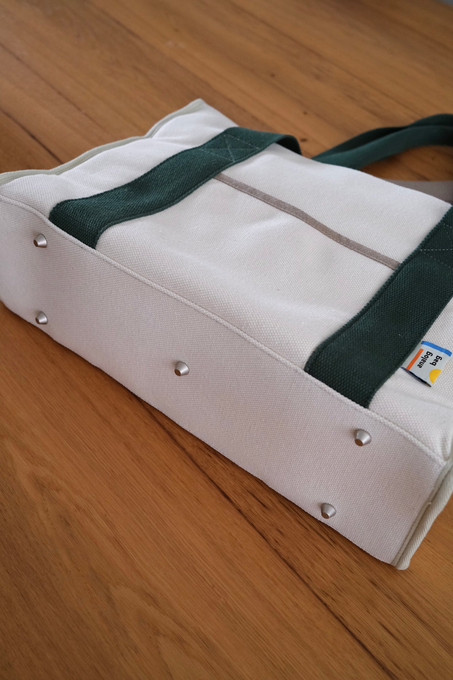 No.10 Laptop Tote V2