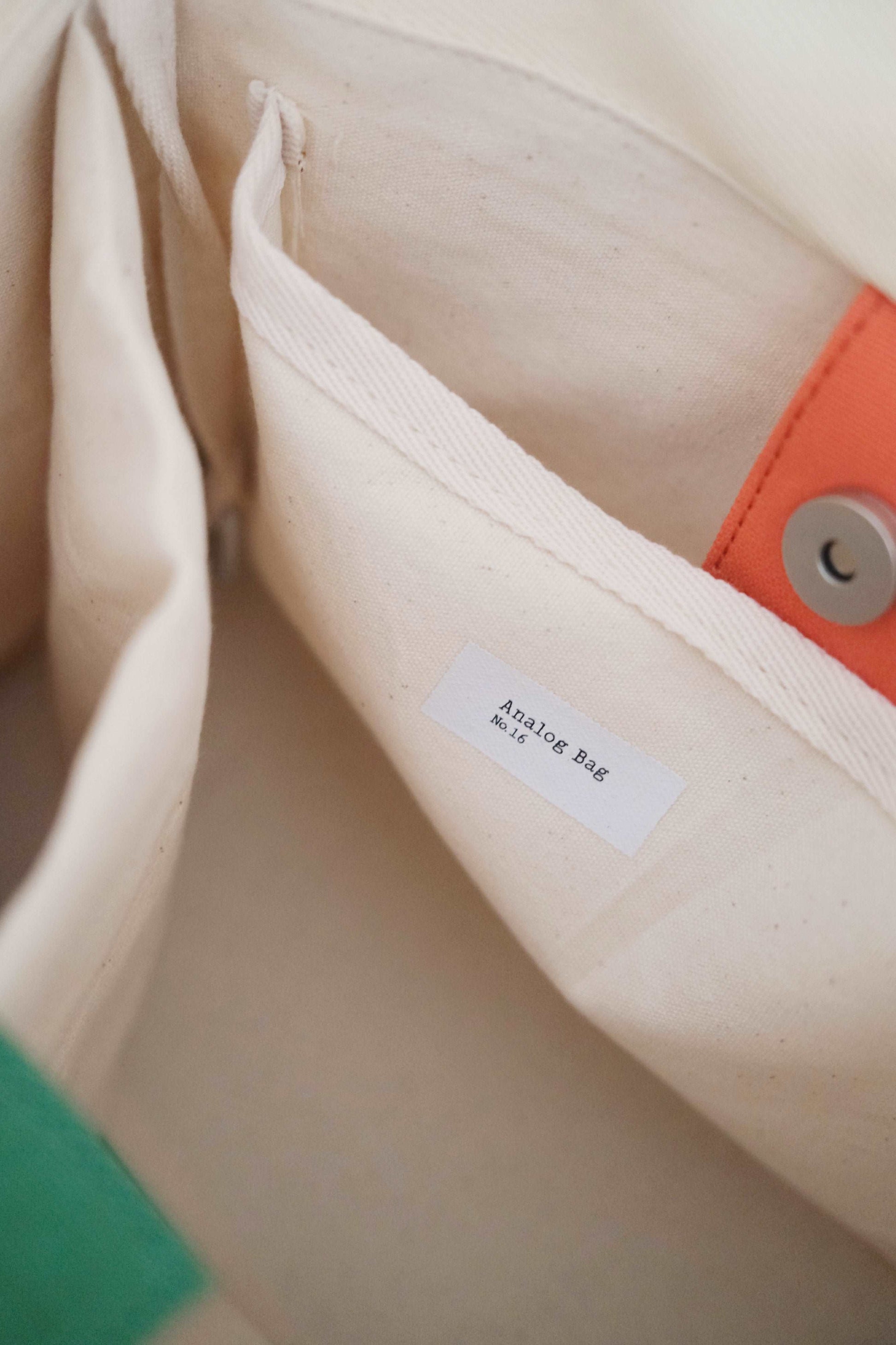 Analog No.16 Medium Tote (Limited Edition)