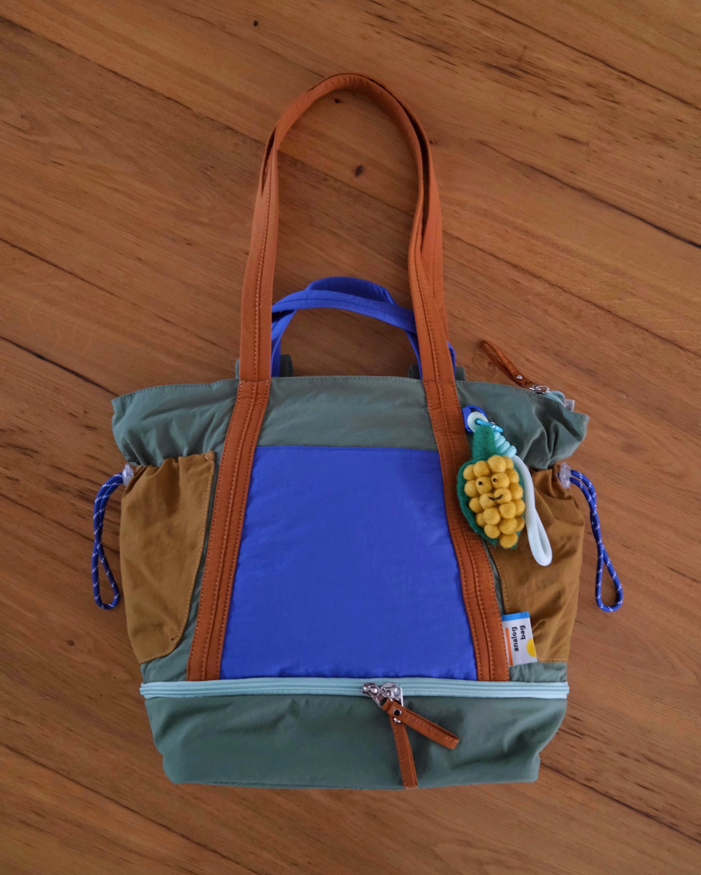 No.1 Midi Analog Totepack