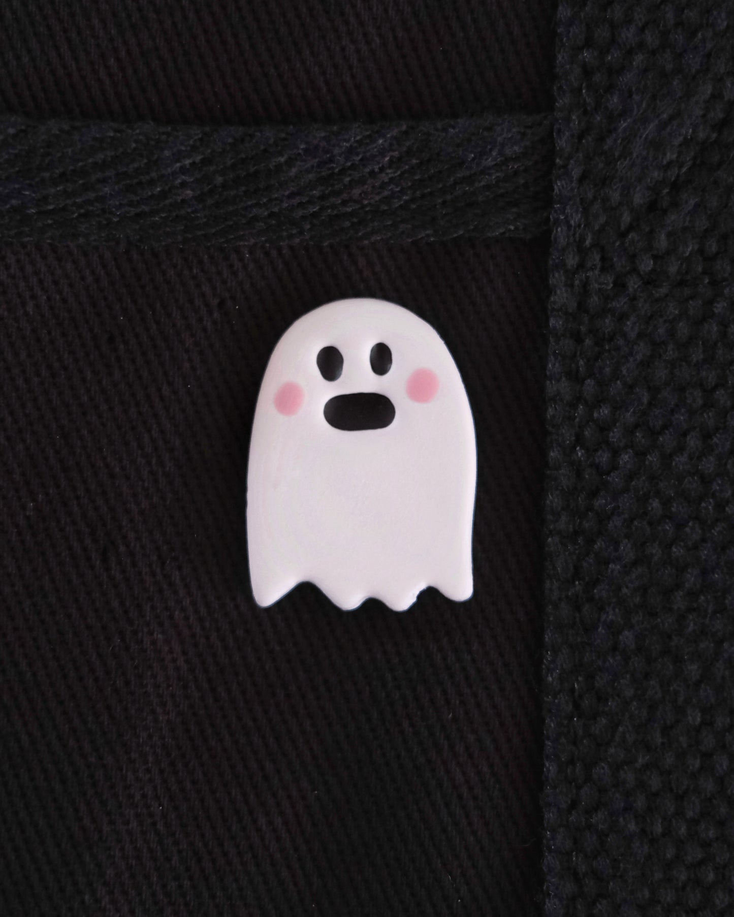 Shy Ghost Bobbin