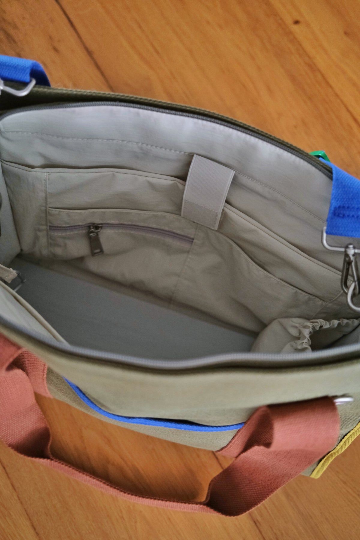 Analog No.6 Laptop Tote V2