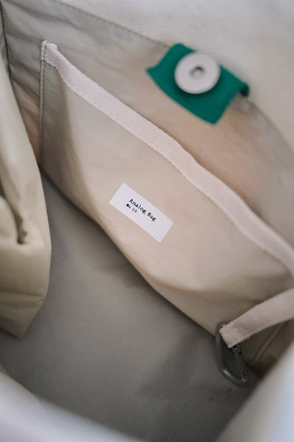 No.10 Medium Tote Bag v3