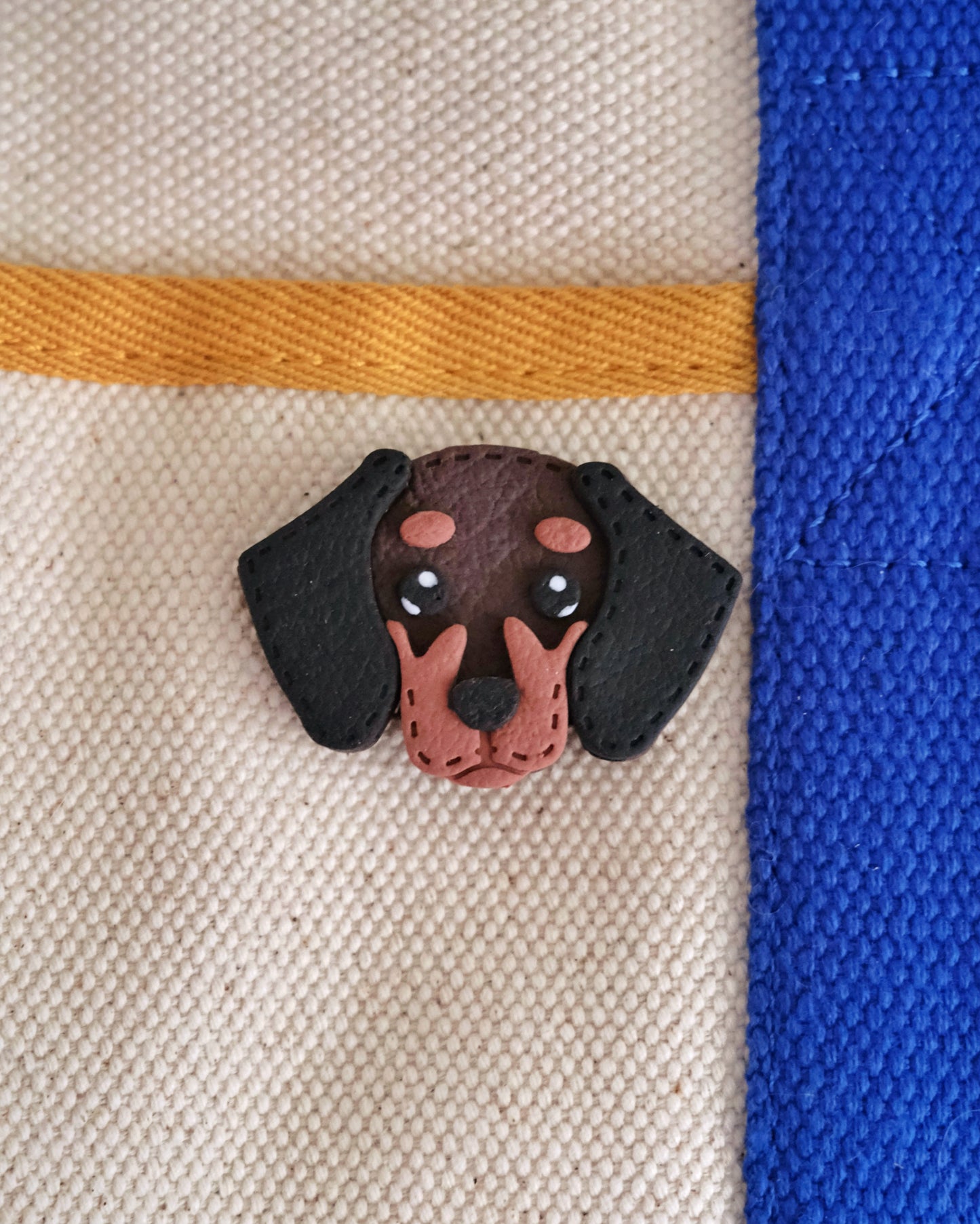 Dachshund Clay Bobbin/ Charm