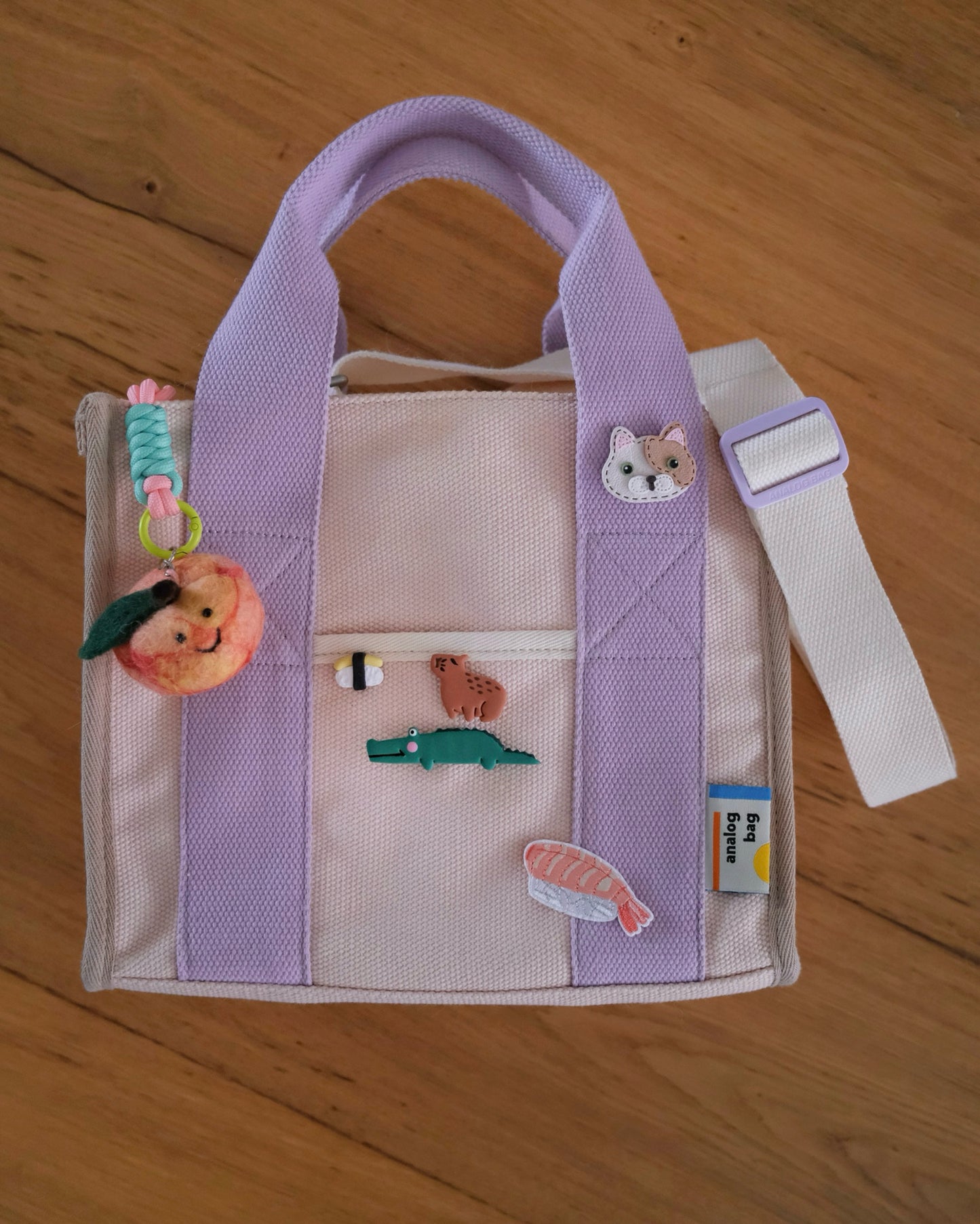 Capybara/ Crocodile Bobbin